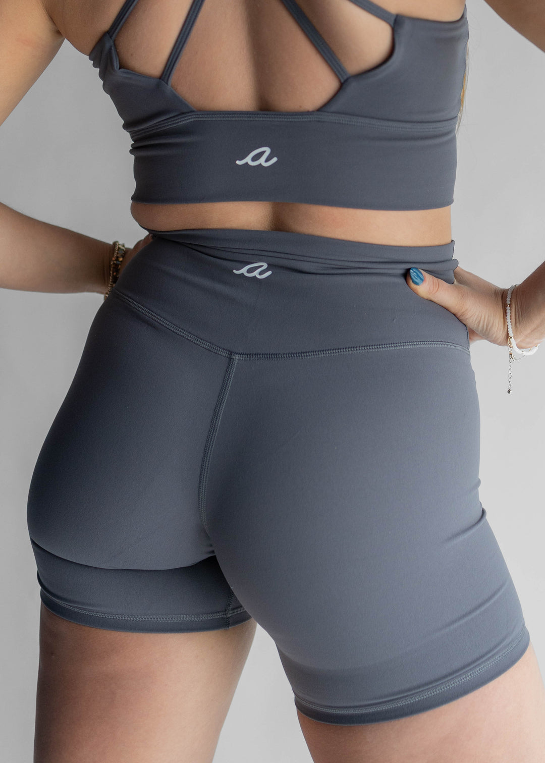 Women's Form Biker Shorts
