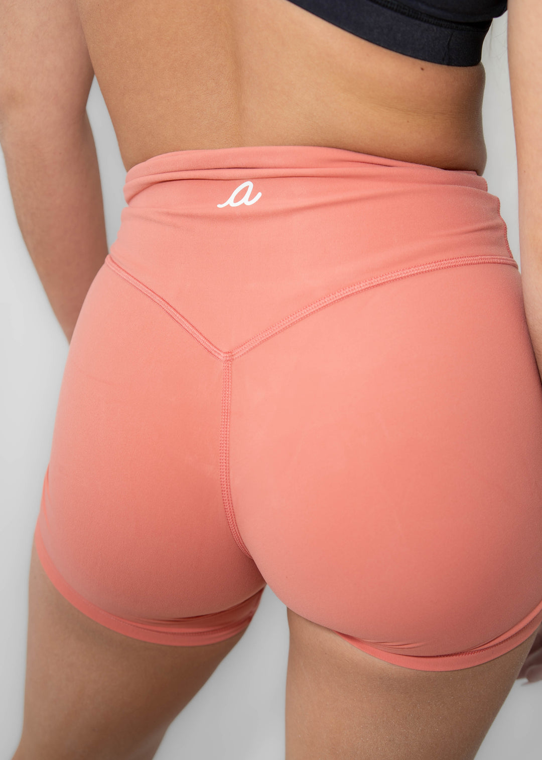 Women's Form Biker Shorts